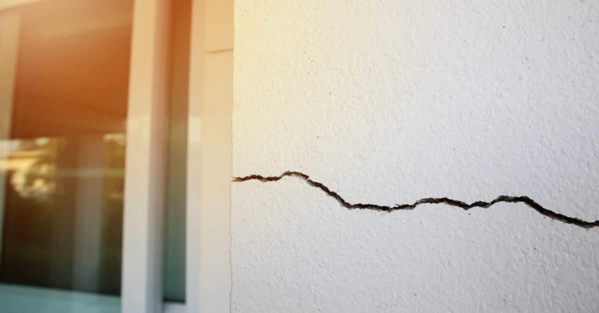 Wall with crack in it